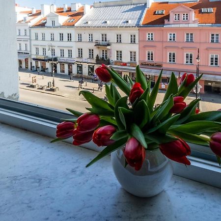 Apartament Luster I Obrazow Varsovie Extérieur photo