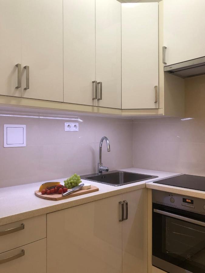 Apartament Luster I Obrazow Varsovie Extérieur photo