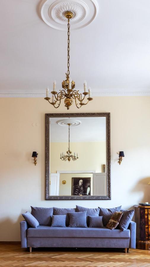 Apartament Luster I Obrazow Varsovie Extérieur photo