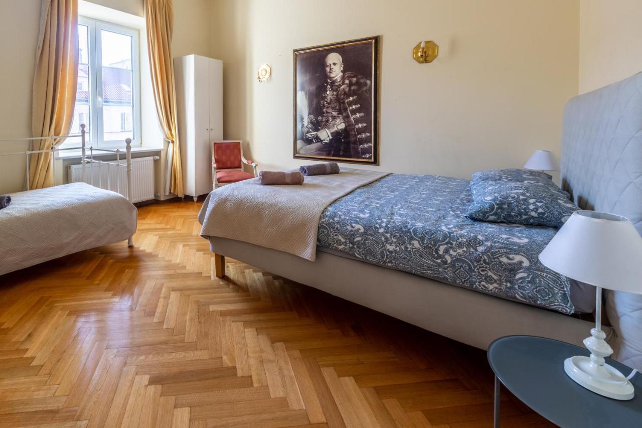 Apartament Luster I Obrazow Varsovie Extérieur photo