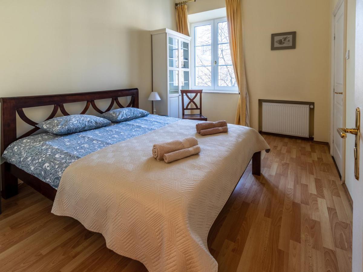 Apartament Luster I Obrazow Varsovie Extérieur photo